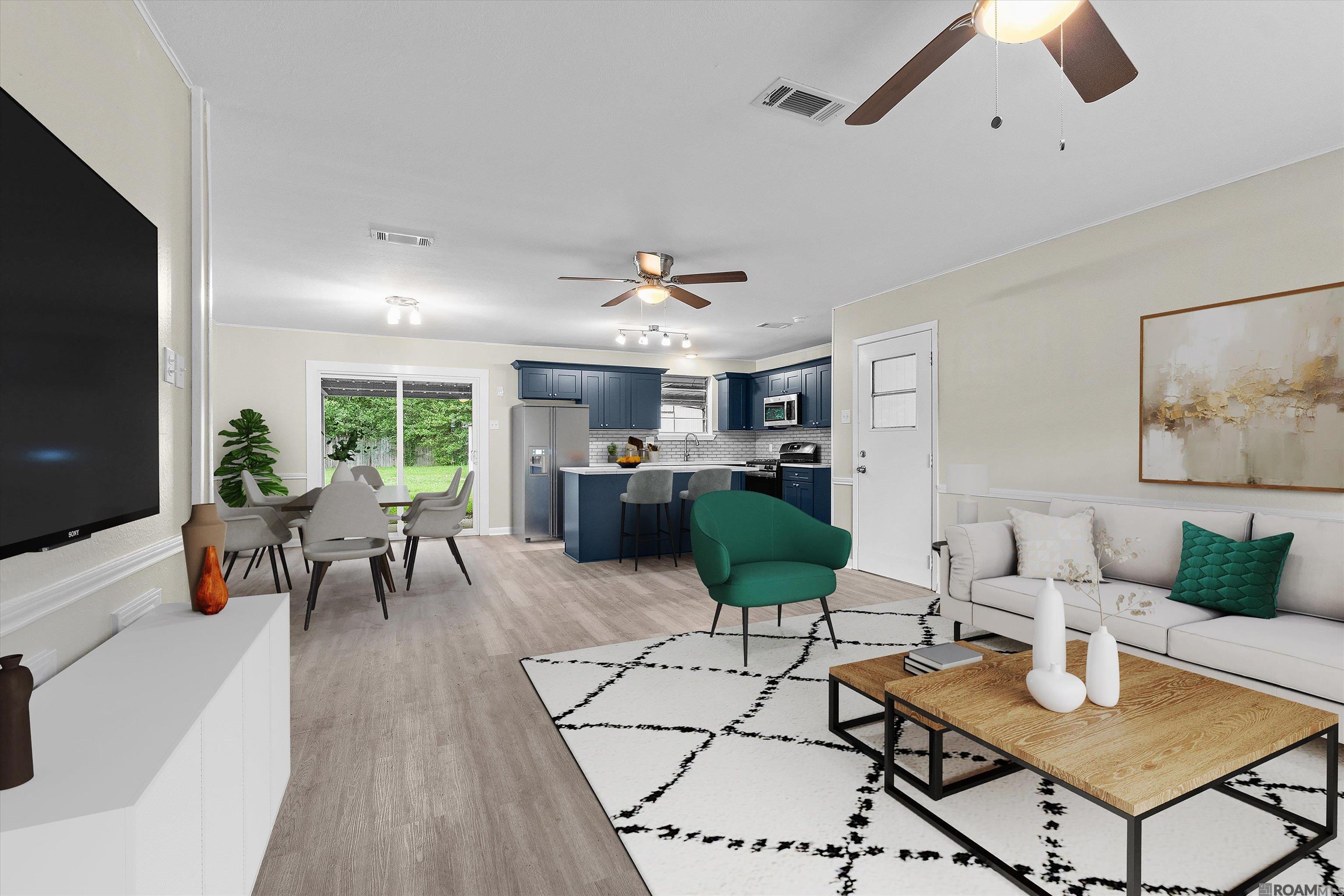 Property Photo: 12814 Teakwood Dr LA 70714
