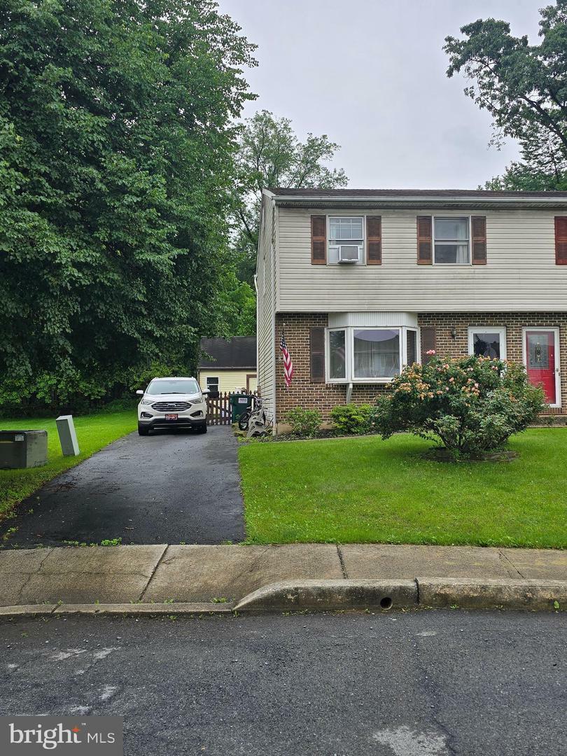Property Photo: 536 E Linden Street PA 19522