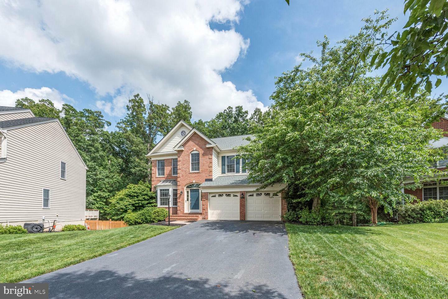 Property Photo: 5907 Tulloch Spring Court VA 20169