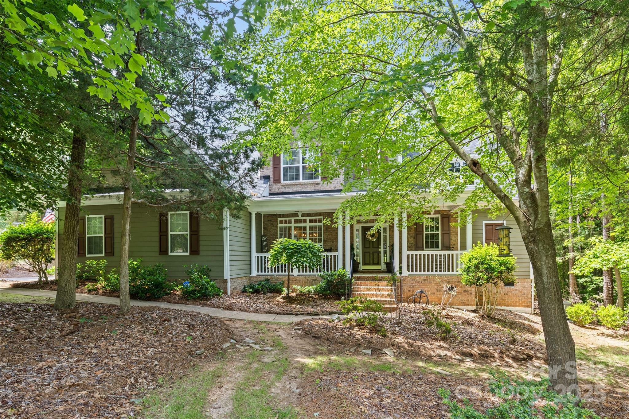 Property Photo: 3020 Waxhaw Crossing Drive NC 28173