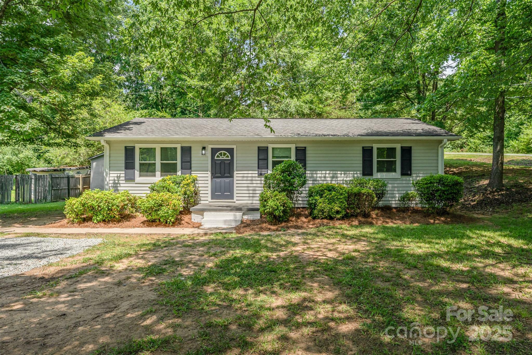 Property Photo: 3724 Patricia Drive NW NC 28027