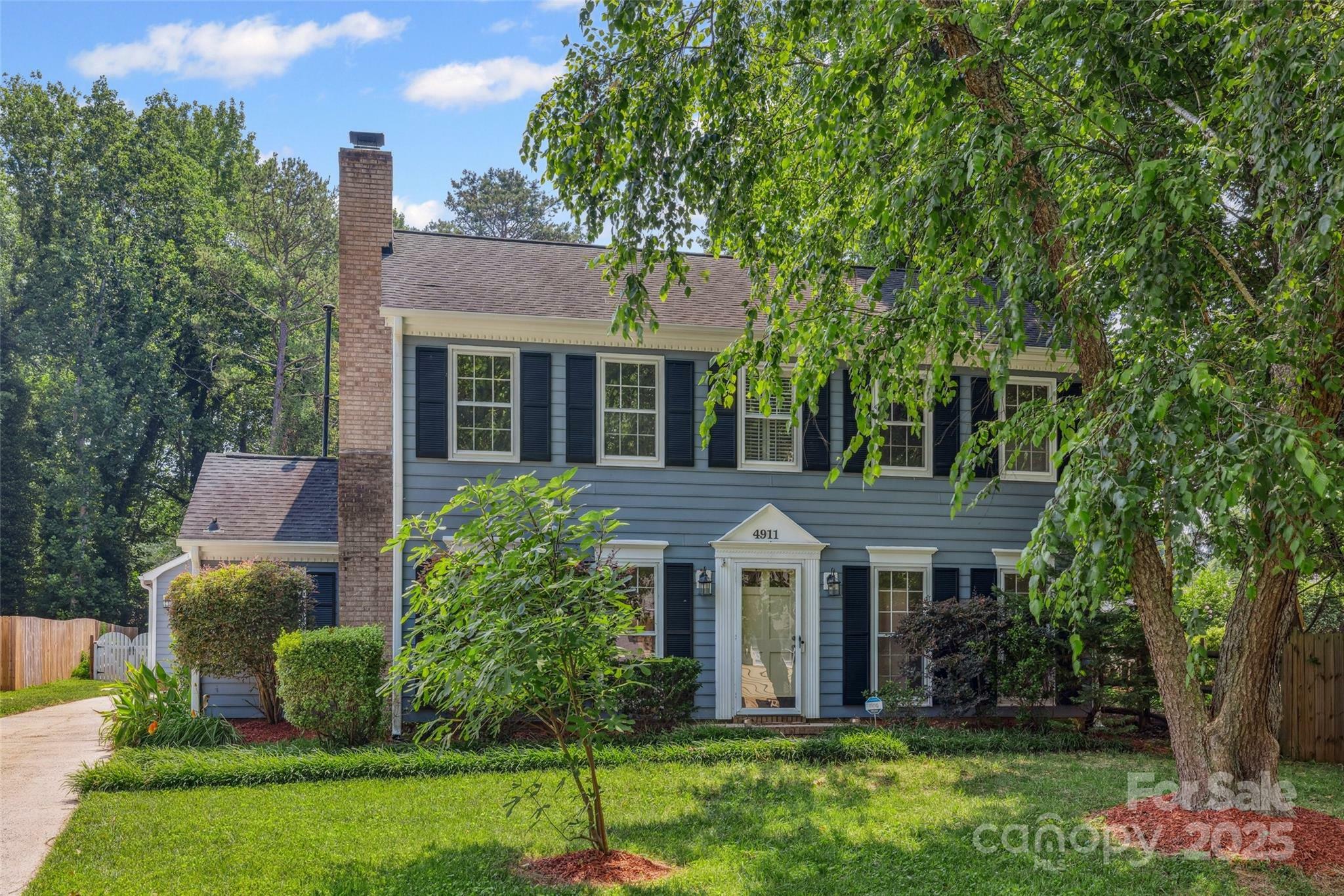 Property Photo: 4911 Rivergreen Lane NC 28227