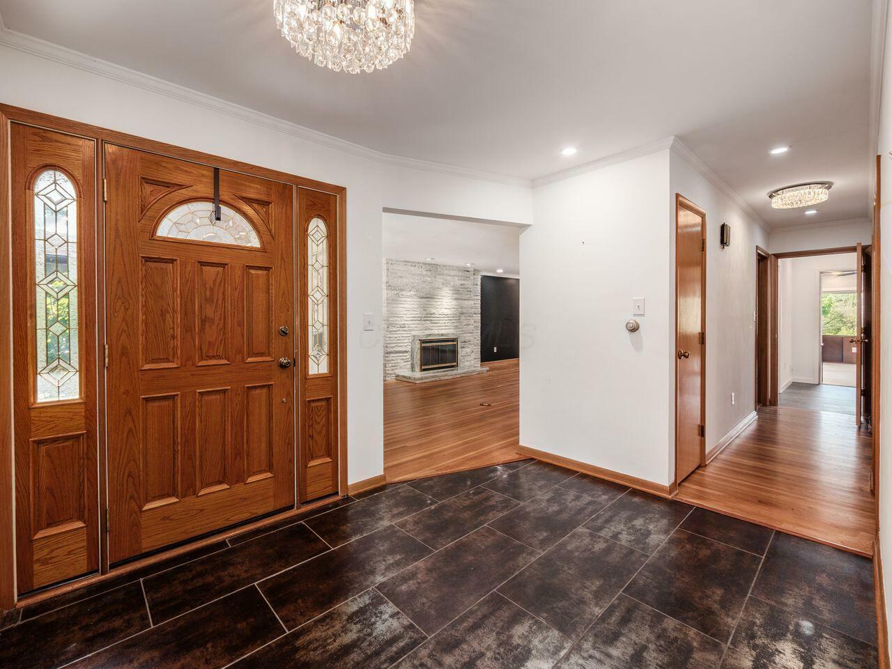 Property Photo: 2663 Charing Road OH 43221