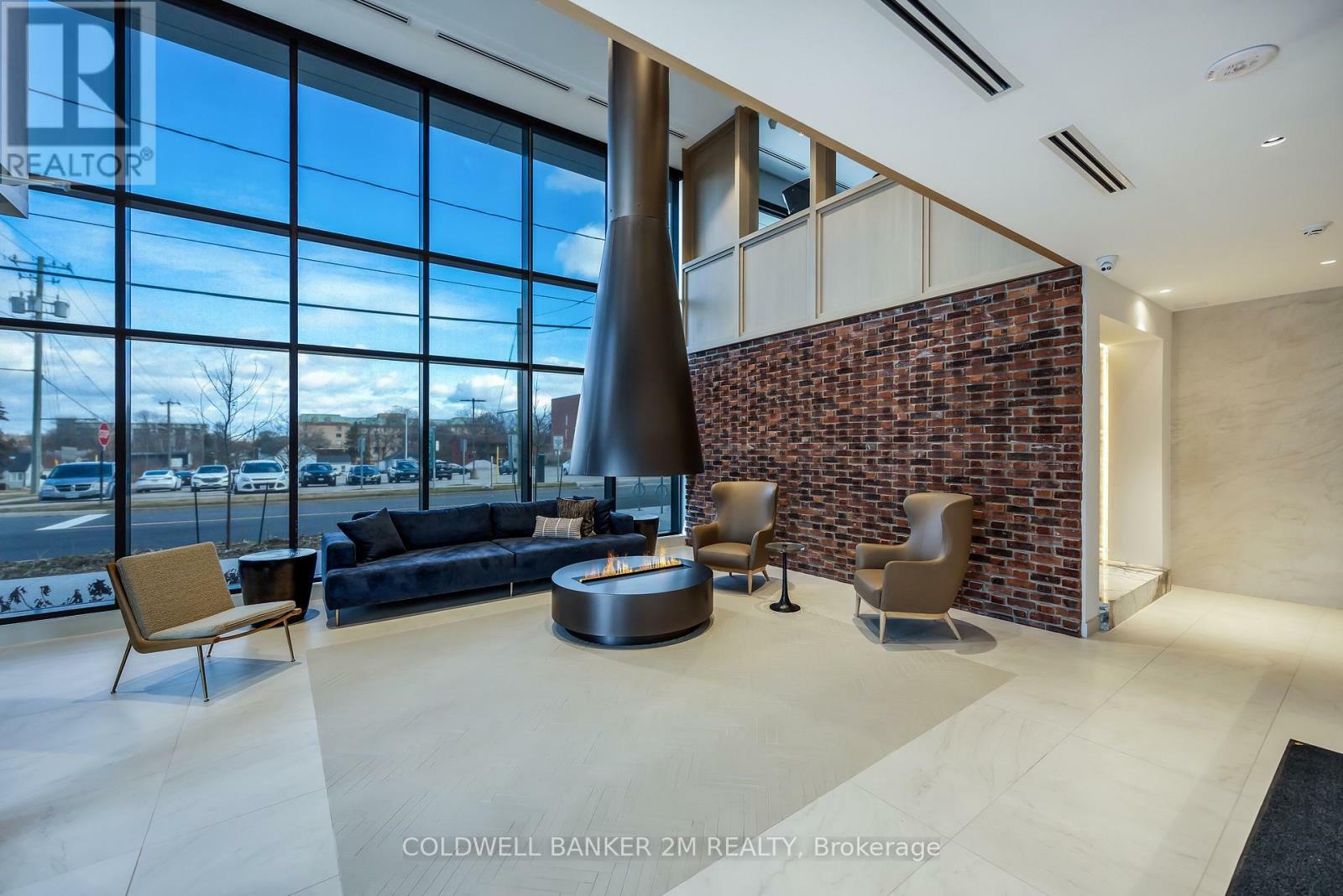 Photo de la propriété: 201 Brock Street 311 ON L1N 4K2