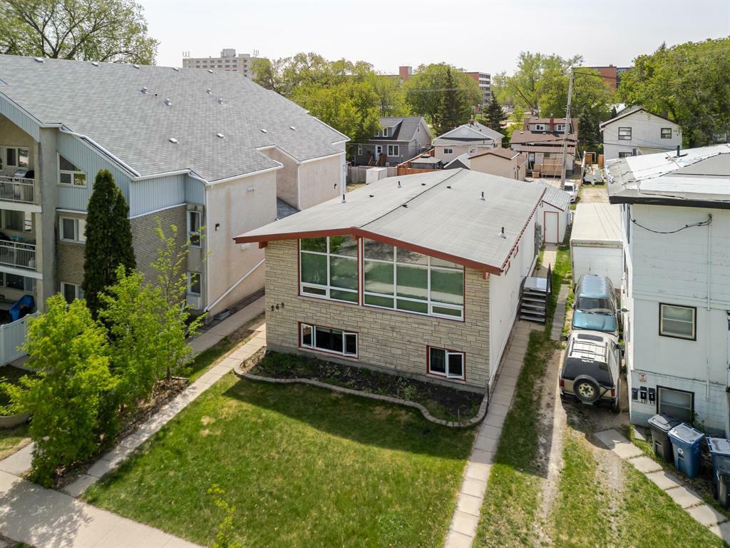 Property Photo: 268 Dollard Boulevard MB R2H 0M8