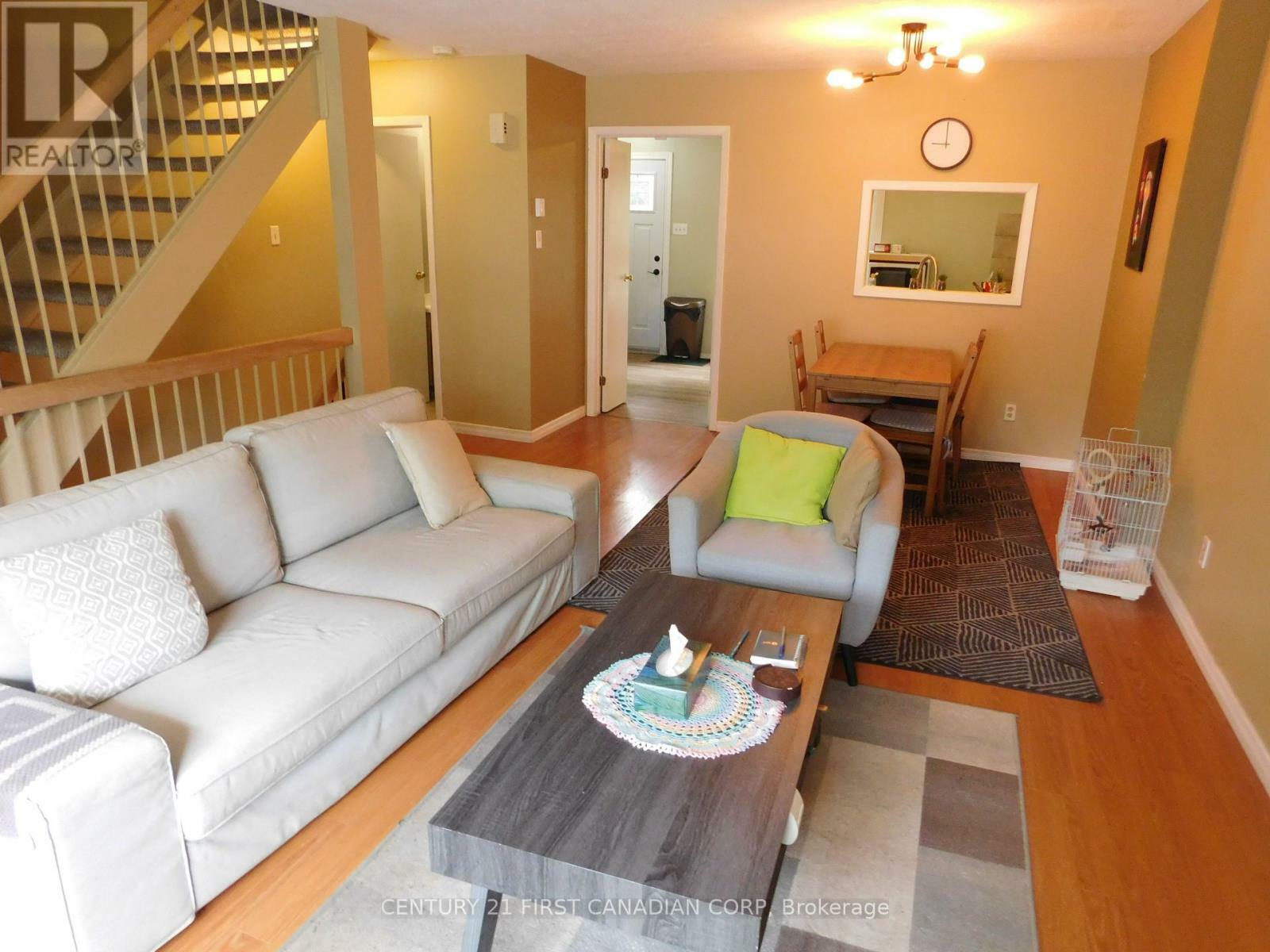 Property Photo: 253 Taylor Street 22 ON N5Y 2J6
