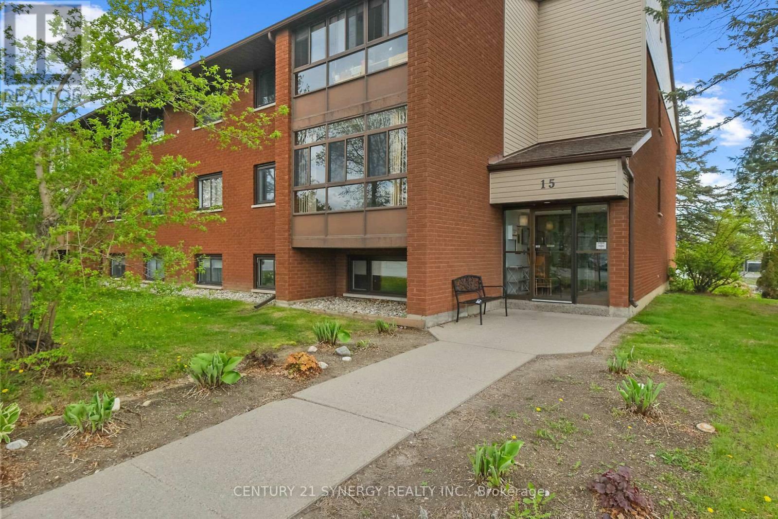 Property Photo: 15 Findlay Avenue 207 ON K7C 4A2