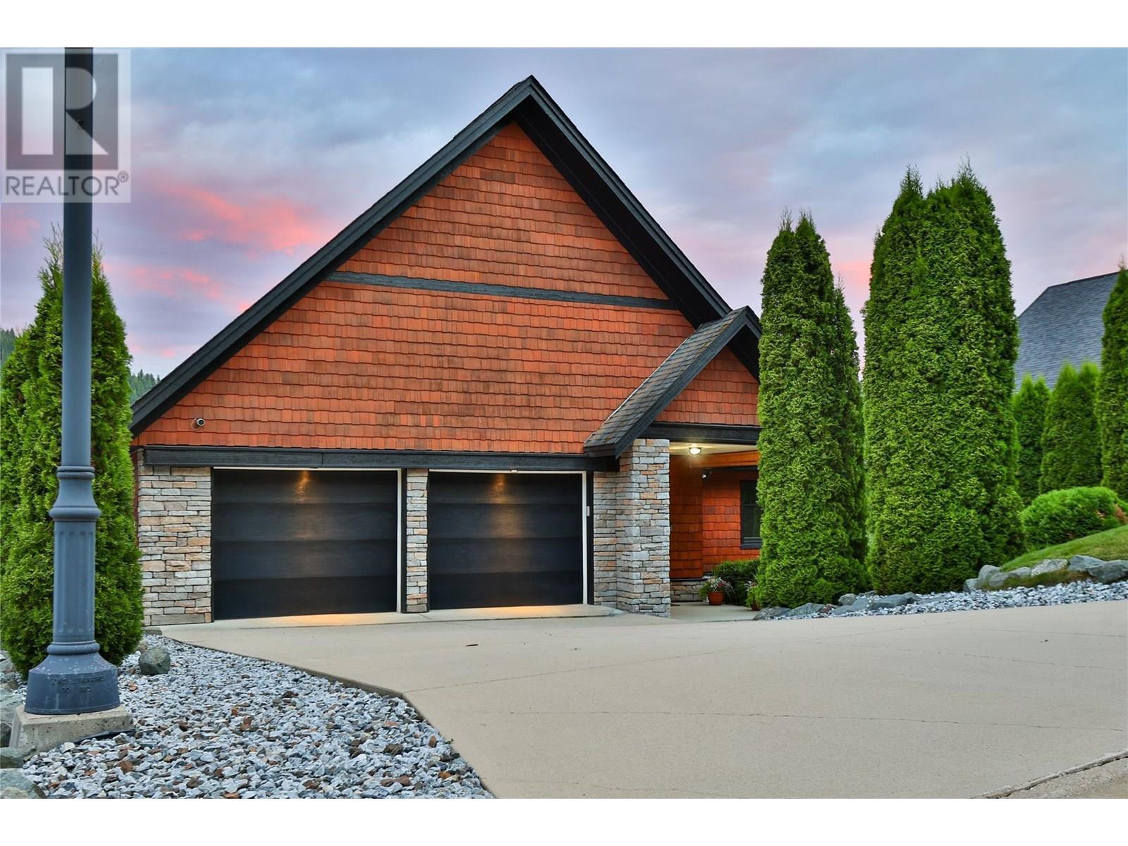 1009 Silvertip Road  Rossland BC V0G 1Y0 photo