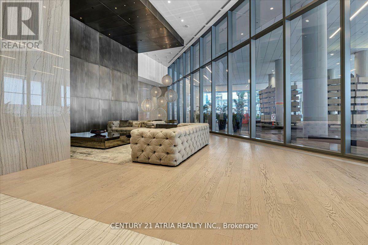 Property Photo: 88 Harbour Street 6210 ON M5J 0C3