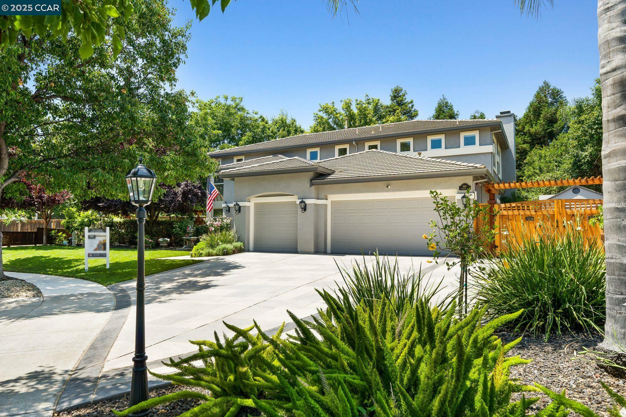 Property Photo:  843 Vernazze Ct  CA 94513 
