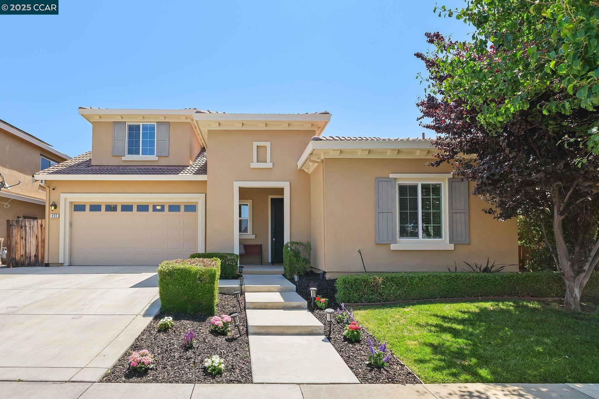 Property Photo: 490 Stratford Ct CA 94513