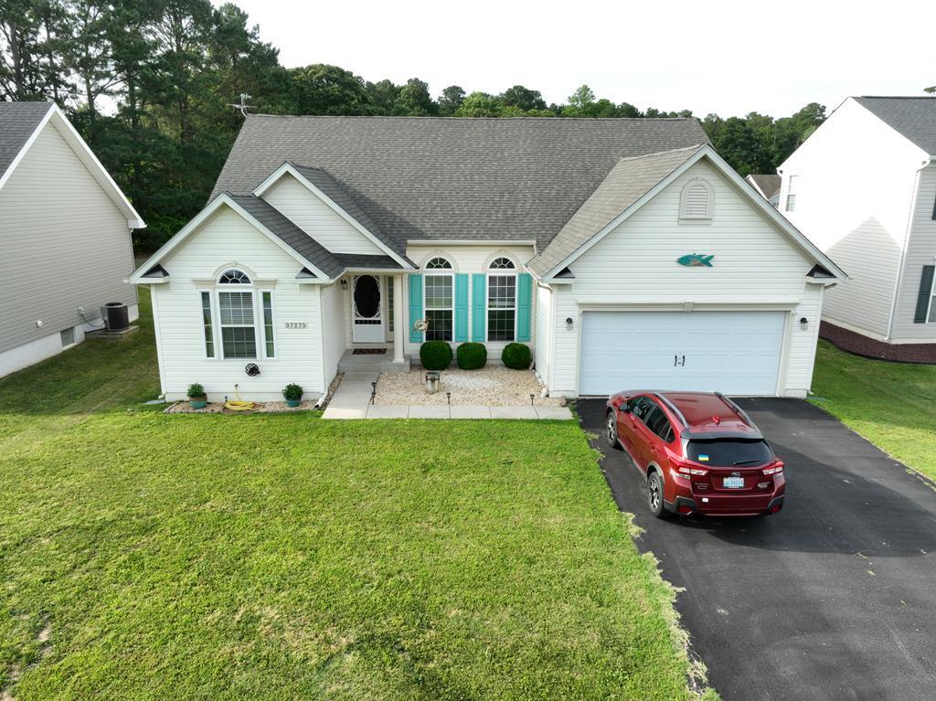 Property Photo: 37275 Longboat Ct VA 23356