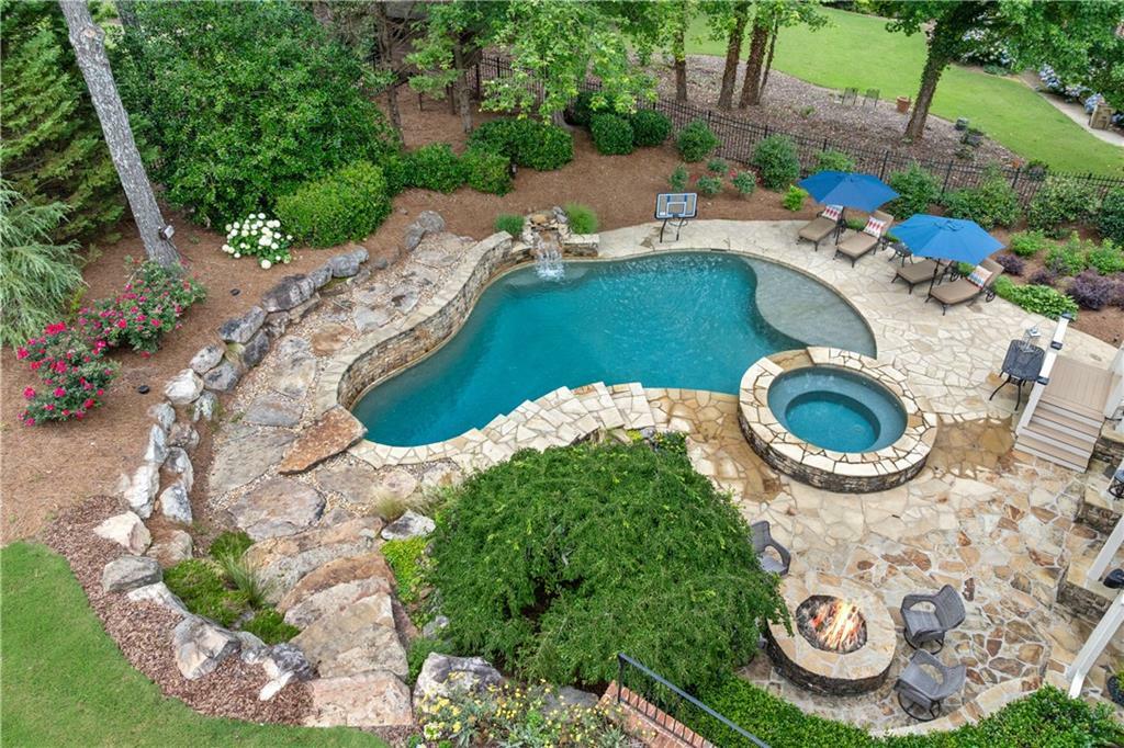 Property Photo: 7025 Windsor Hill Passage GA 30024