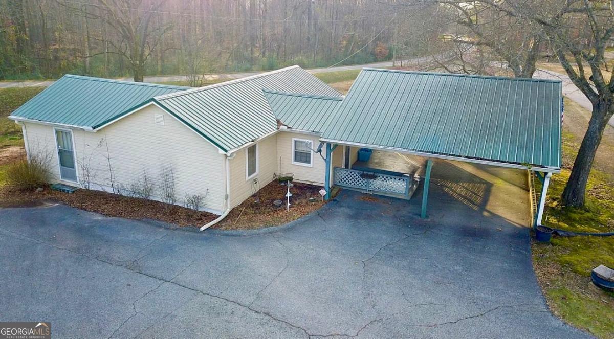 Property Photo: 56 Harry Pauls Road GA 30633