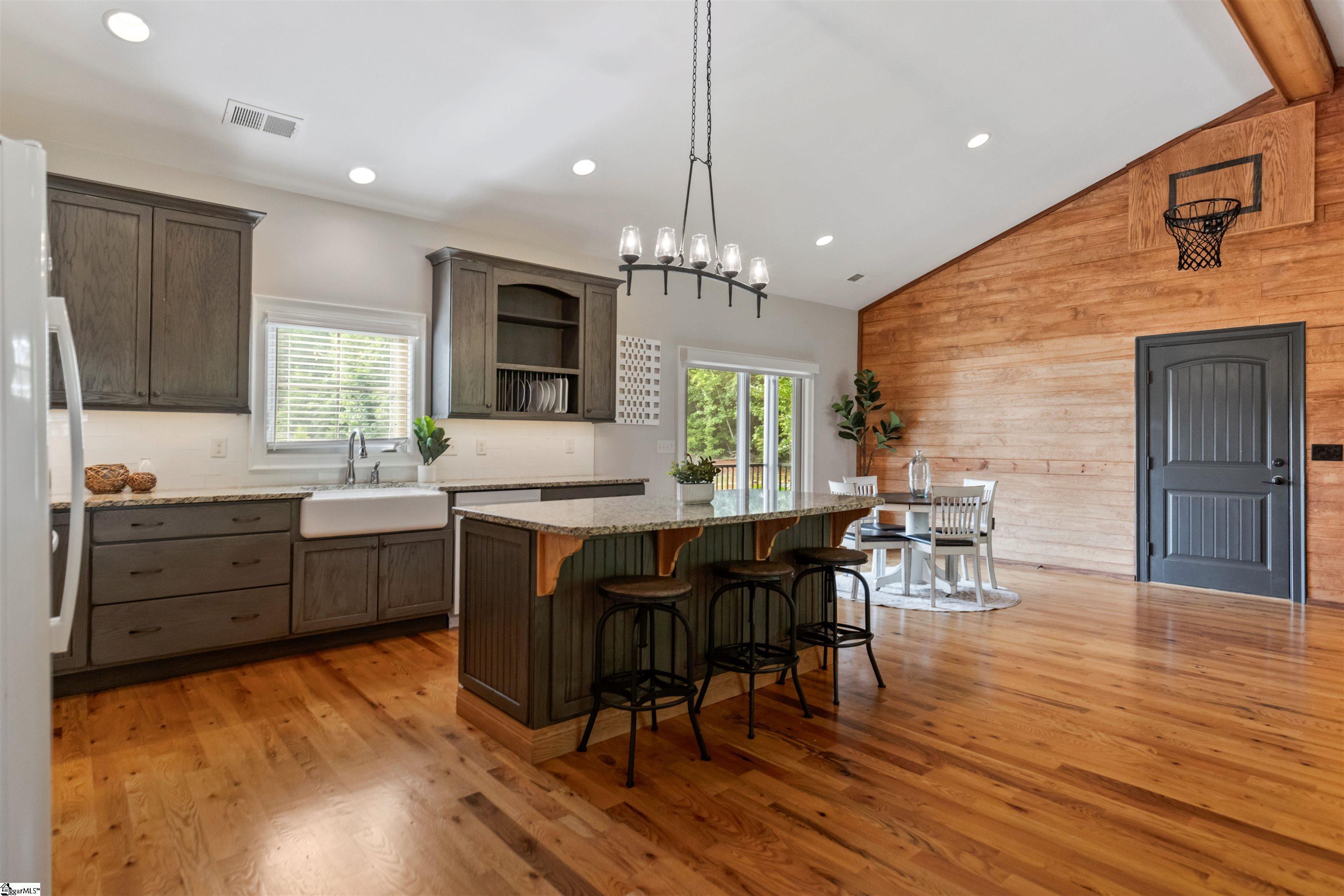 Property Photo:  19 Merritt View Terrace  SC 29609 