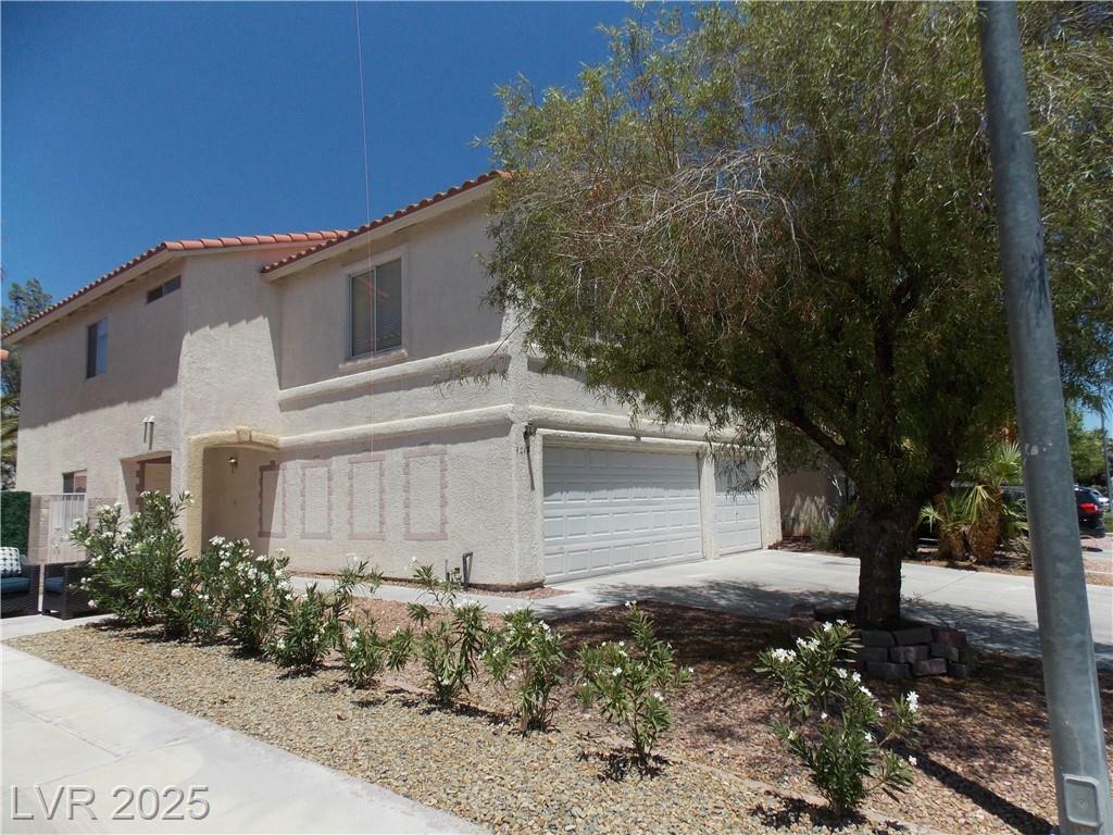 Property Photo: 1018 Sun Poppy Avenue NV 89123