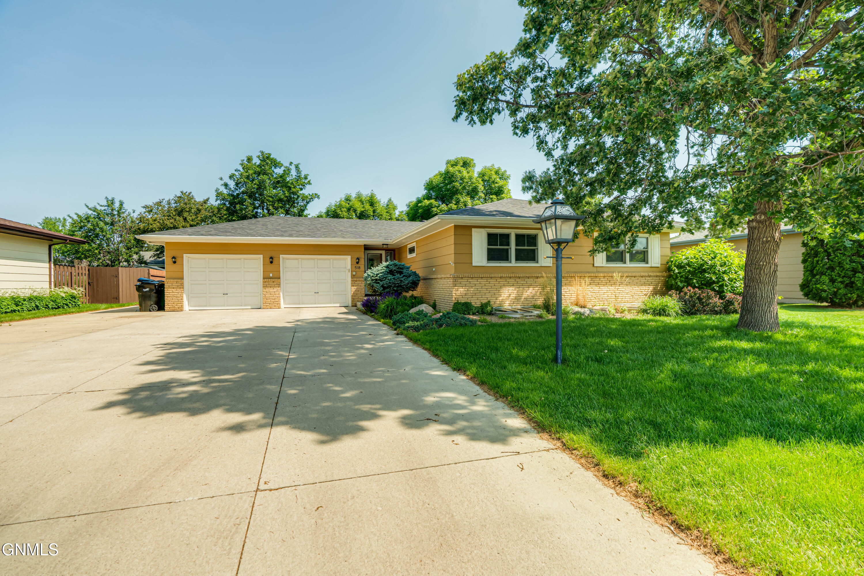 Property Photo: 518 Lansing Lane ND 58504