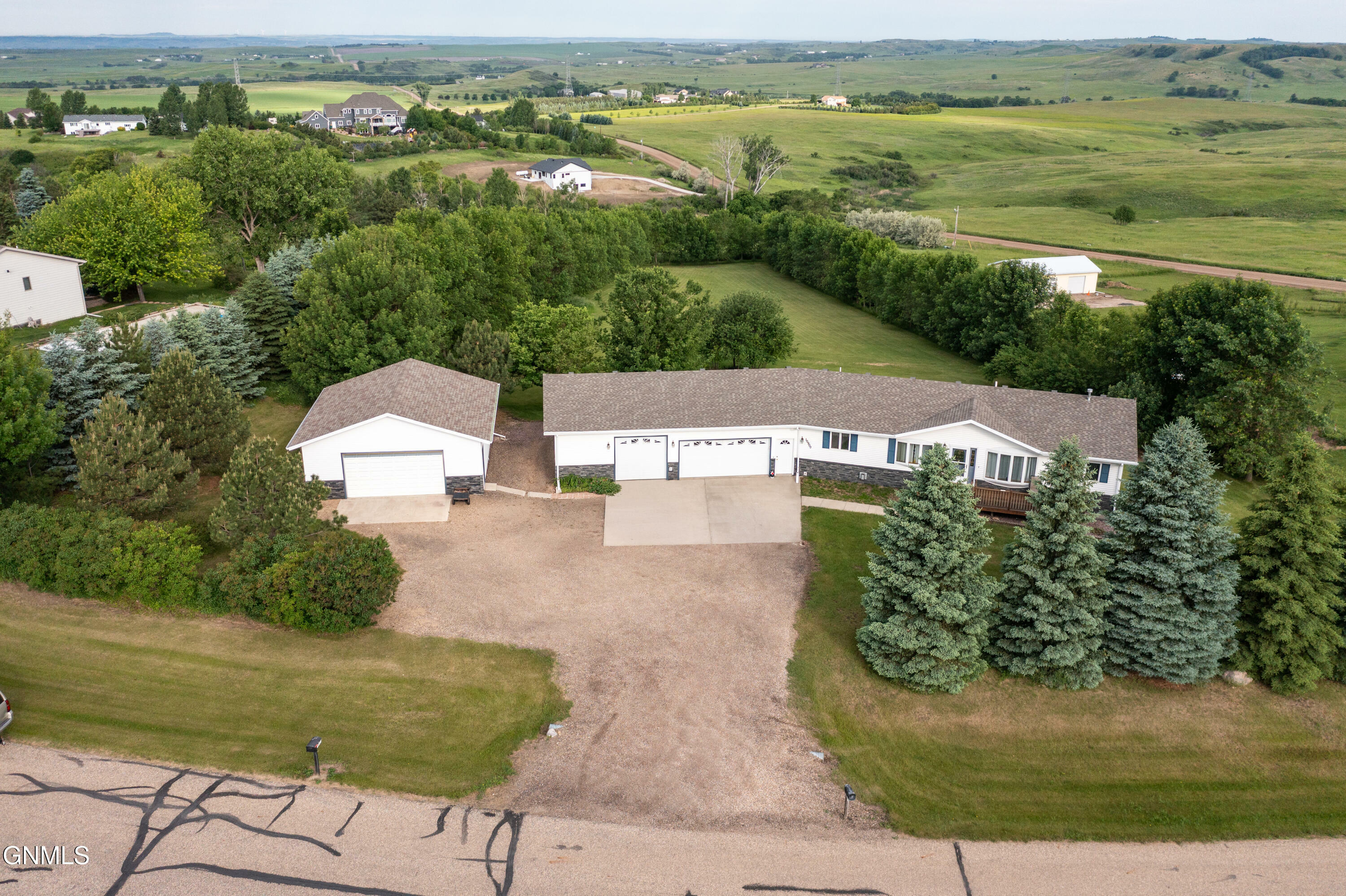 10900 Rose Drive  Bismarck ND 58503 photo