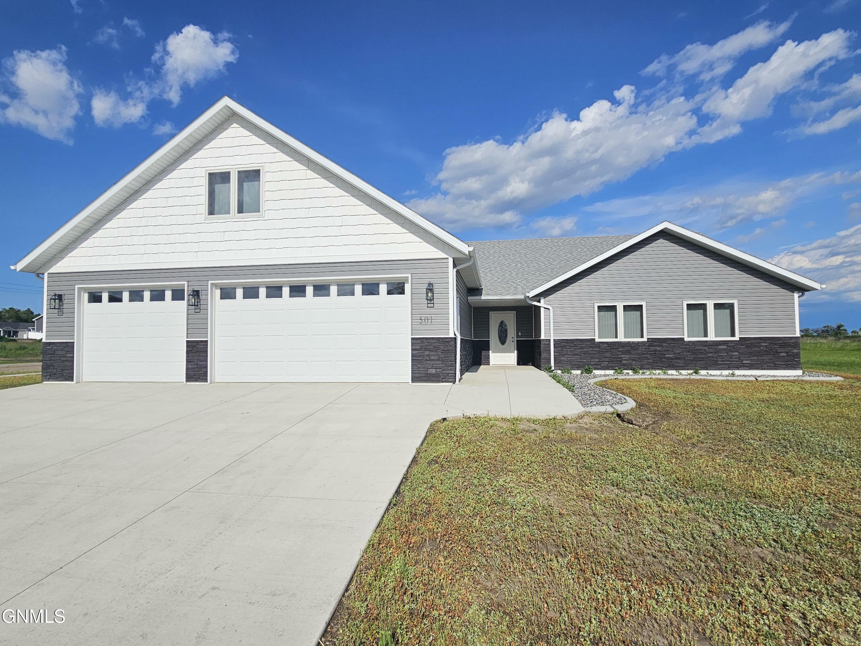 501 Koenig Drive  Bismarck ND 58504 photo