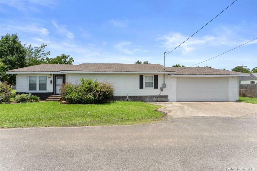 Property Photo:  2205 Church Street  LA 70601 