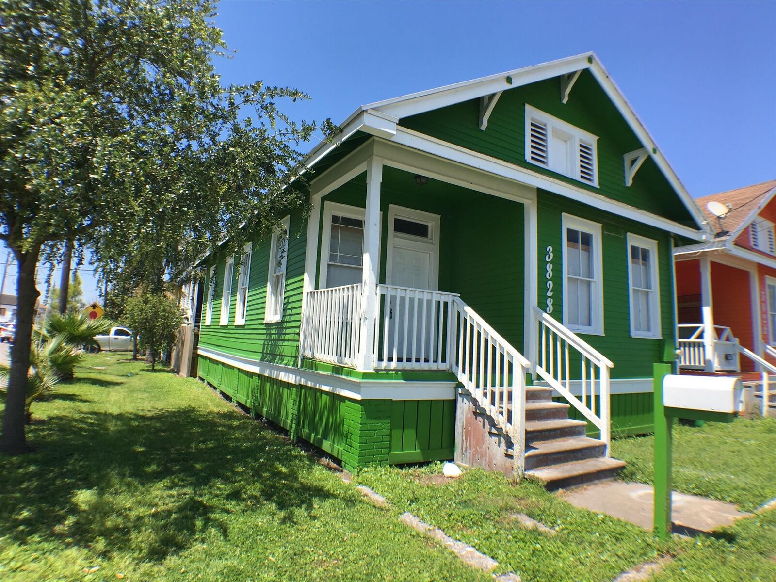 Property Photo:  3828 Avenue M 1/2  TX 77550 