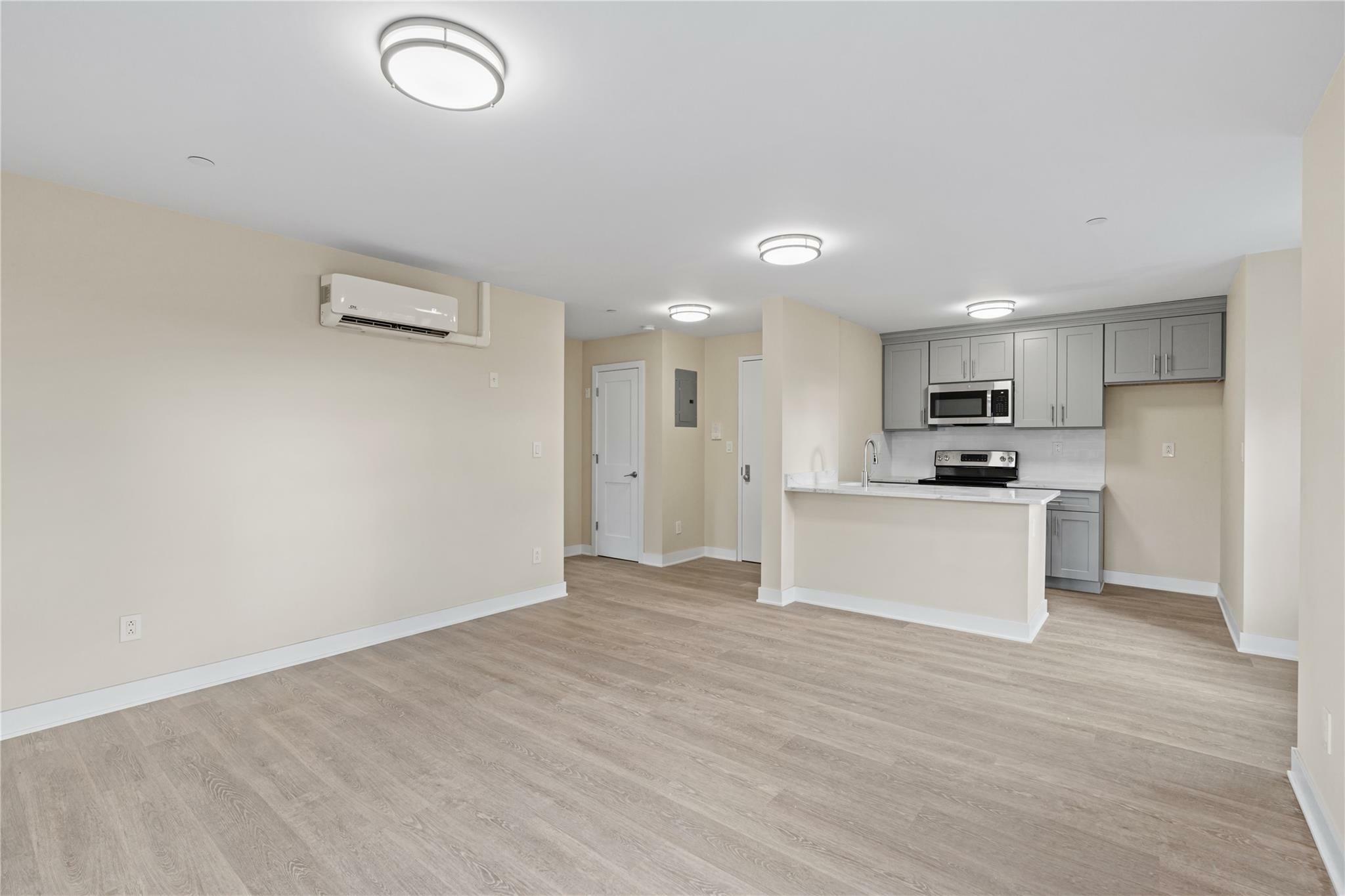 Property Photo: 135 Wakefield Avenue 401 NY 10704