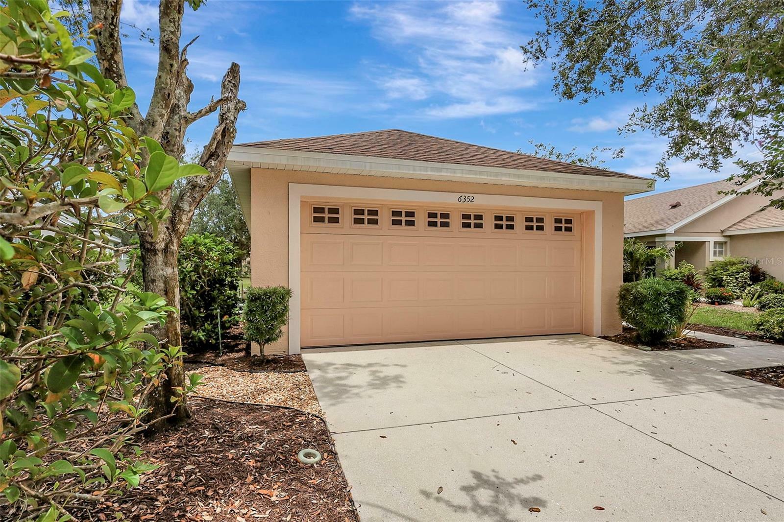 Property Photo: 6352 Robin Cove FL 34202