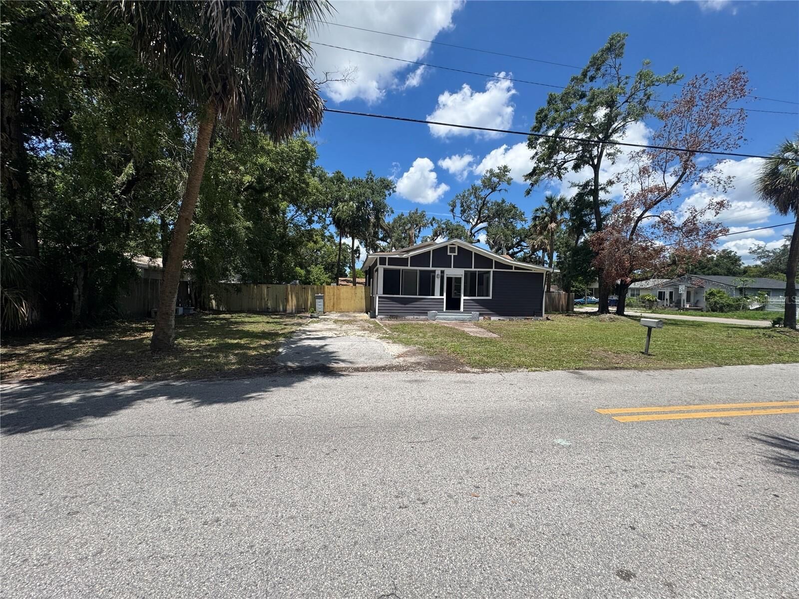 Property Photo:  8018 Mulberry Street  FL 33604 