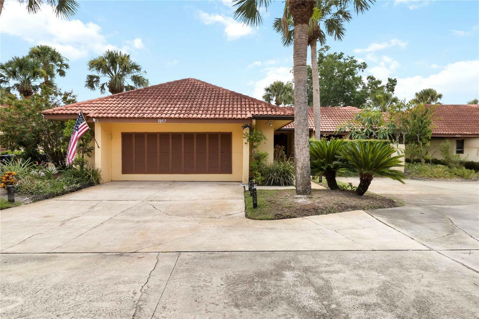 5057 Maui Circle 15  Orlando FL 32808 photo