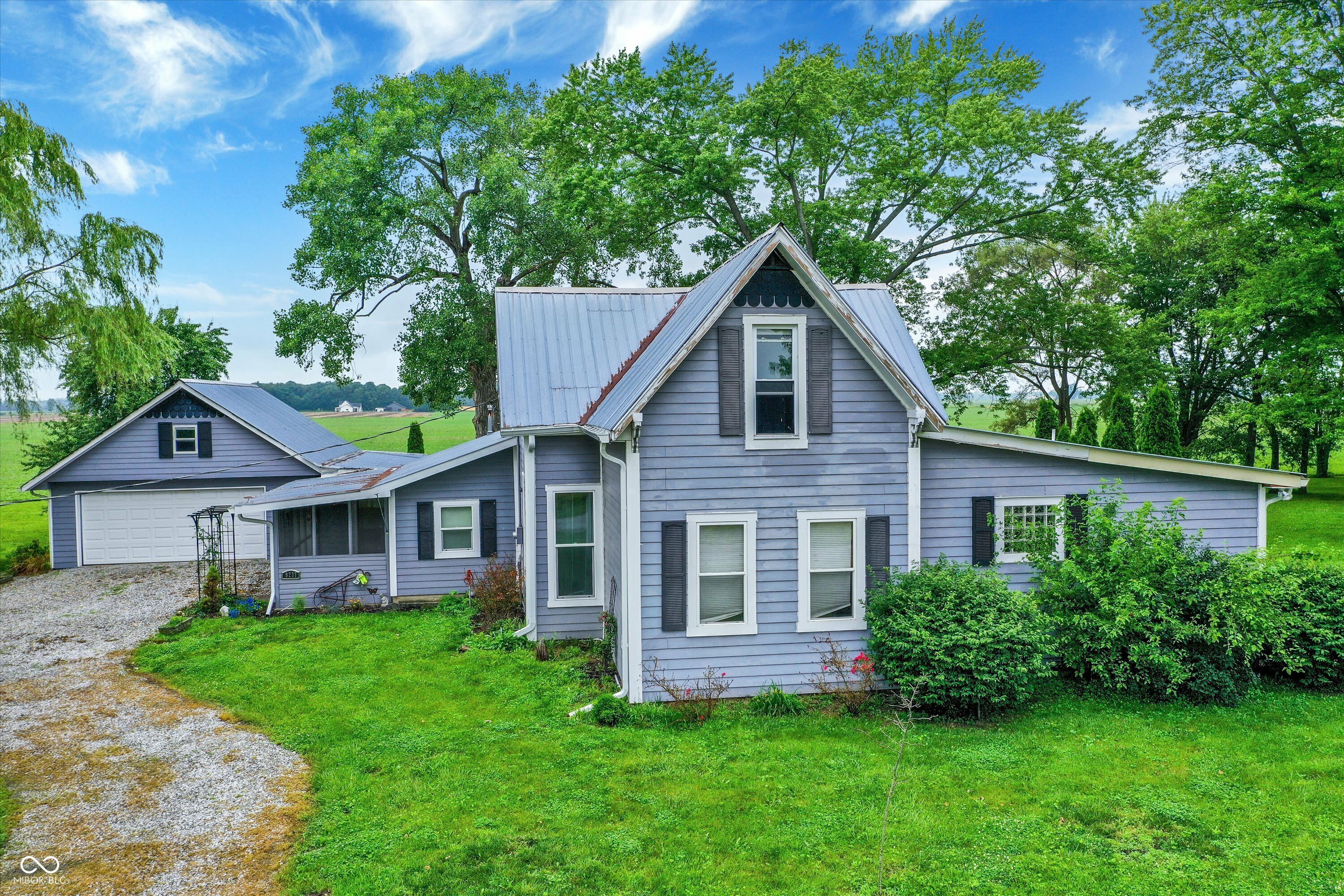 Property Photo: 9237 N 500 W IN 46130