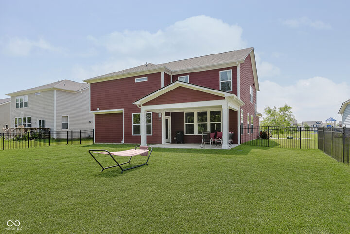 Property Photo: 11840 Crossbill Court IN 46060