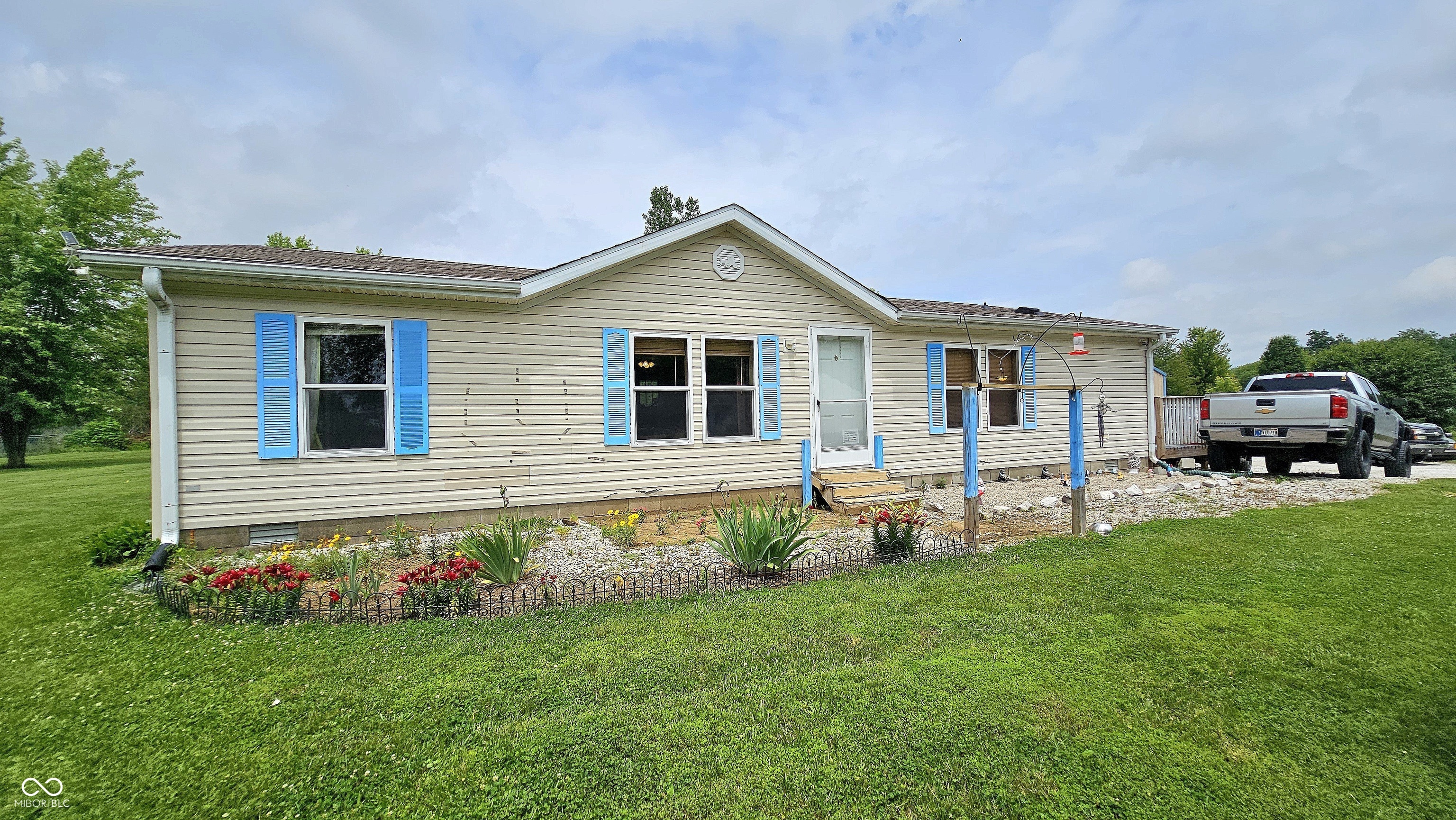 Property Photo: 10694 W Hickory Court IN 47456