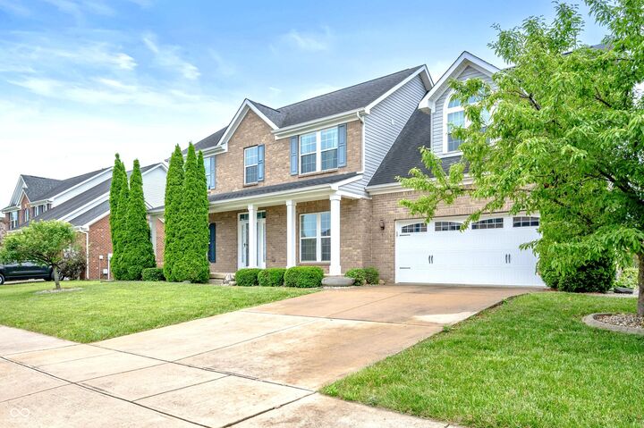 Property Photo:  1143 Hampton Drive  IN 46143 