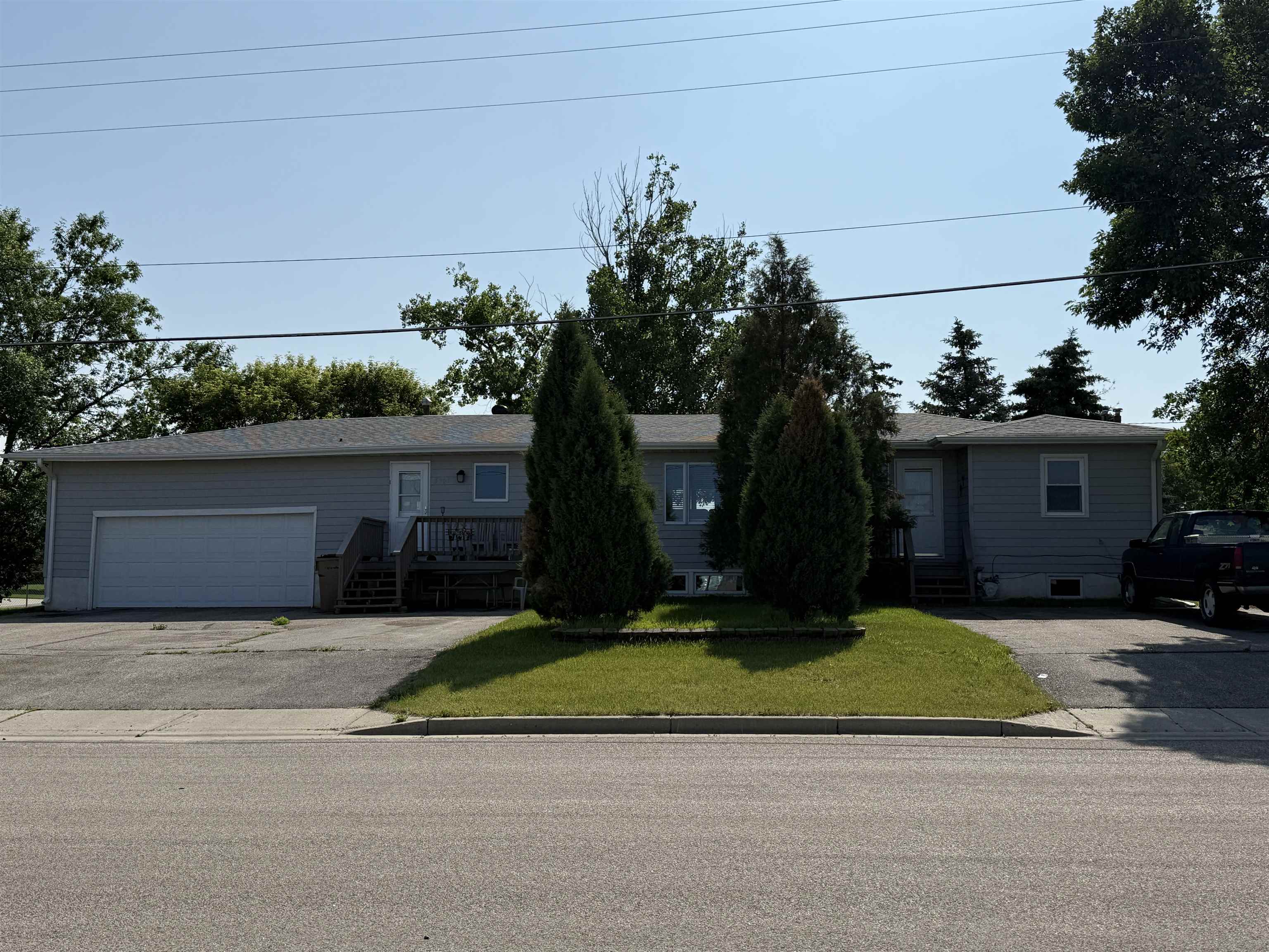 3301 SE 1st St  Minot ND 58701 photo