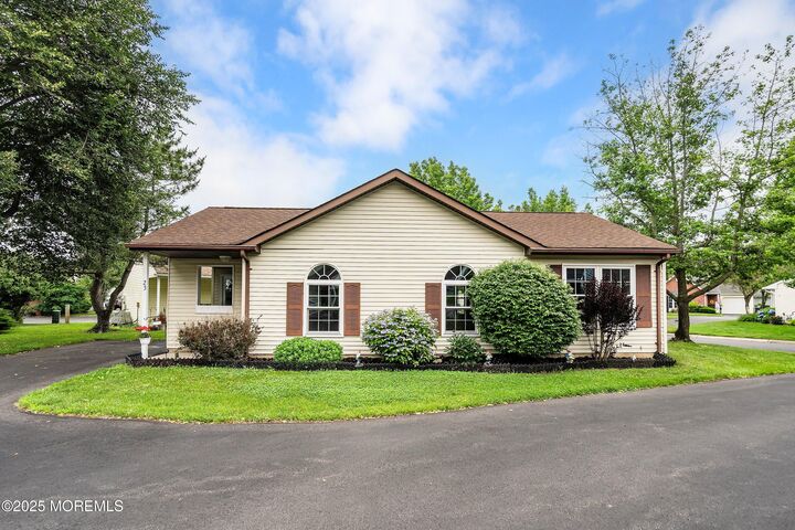 Property Photo: 23 Datchet Close 1000 NJ 07728