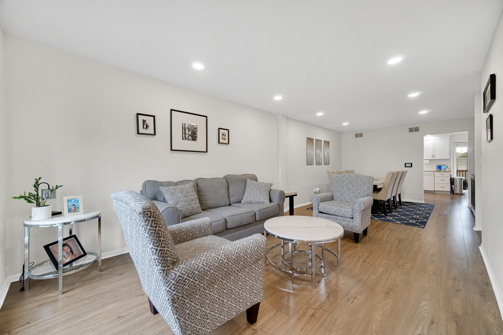 Property Photo: 7925 Beacon Drive IL 60463