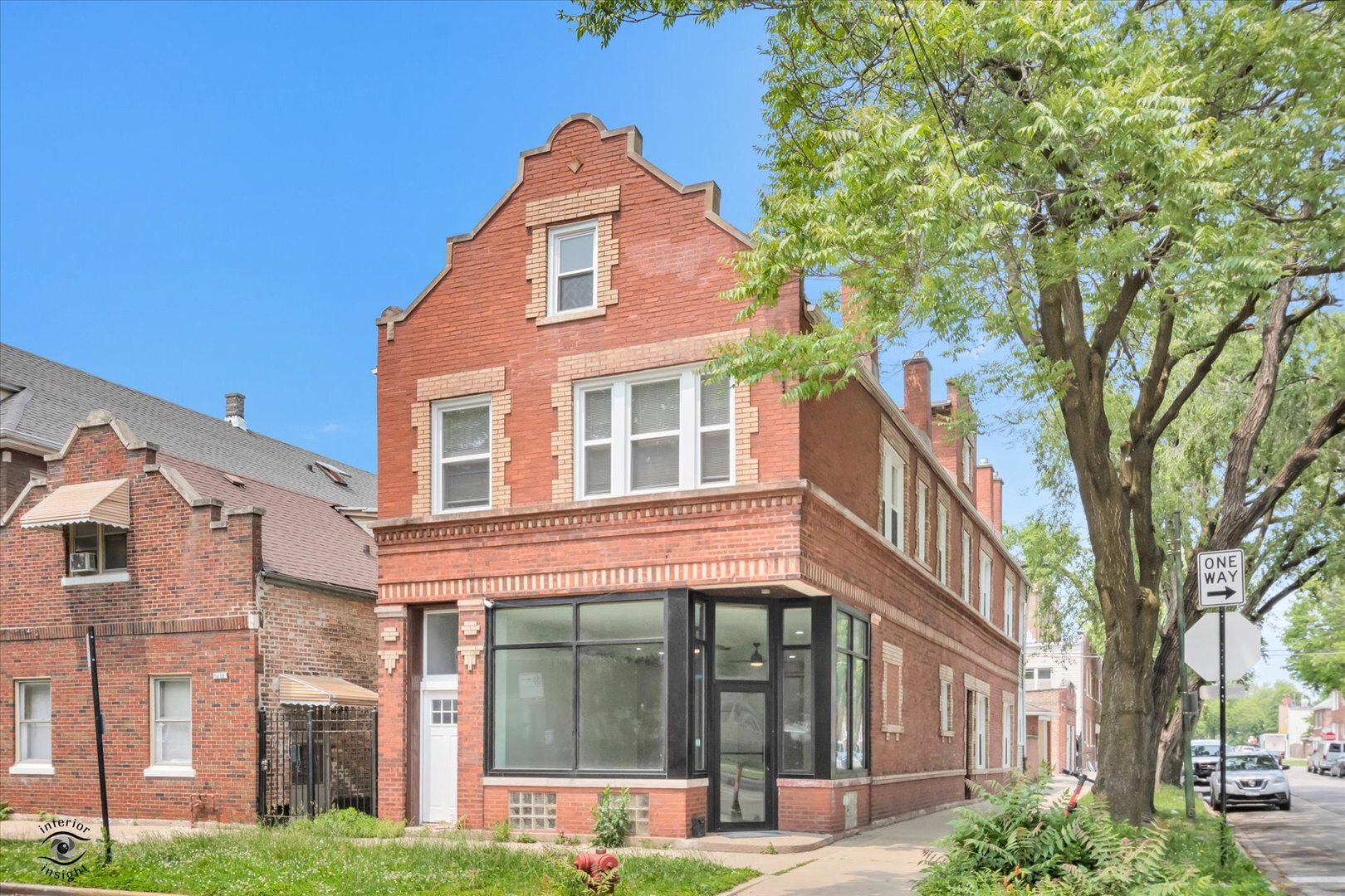 Property Photo: 3000 W 40th Street 2S IL 60632