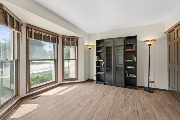 Property Photo: 0N642 Alta Lane IL 60190