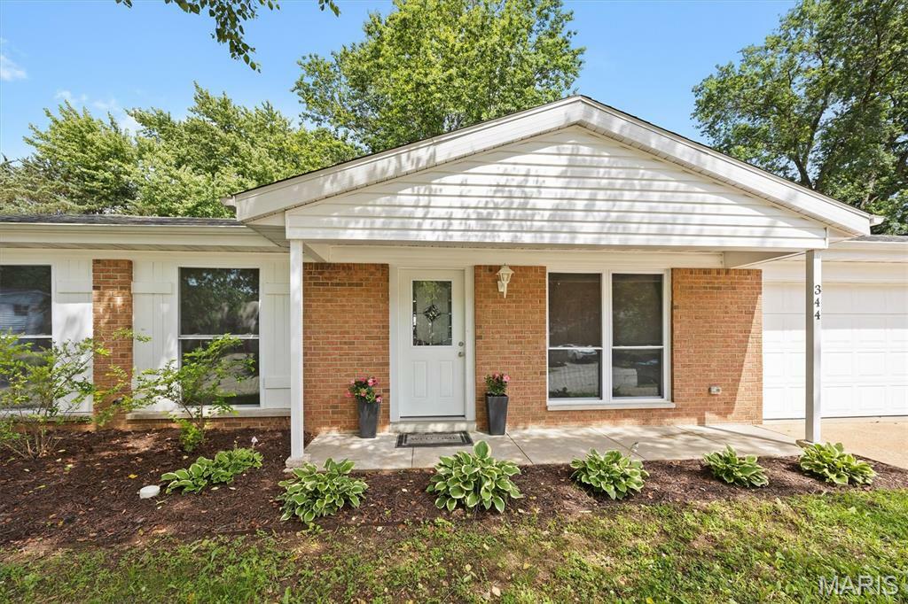 Property Photo: 344 Roanoke Drive IL 62221