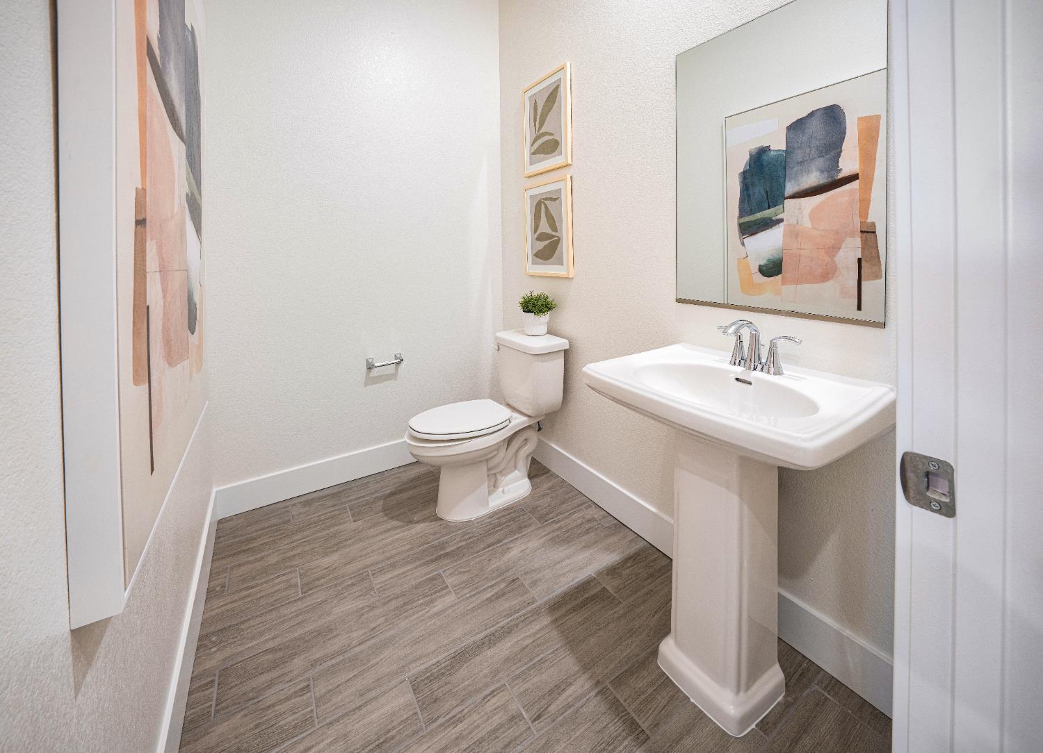 Property Photo: 4586 Duckhawk Circle CA 95742