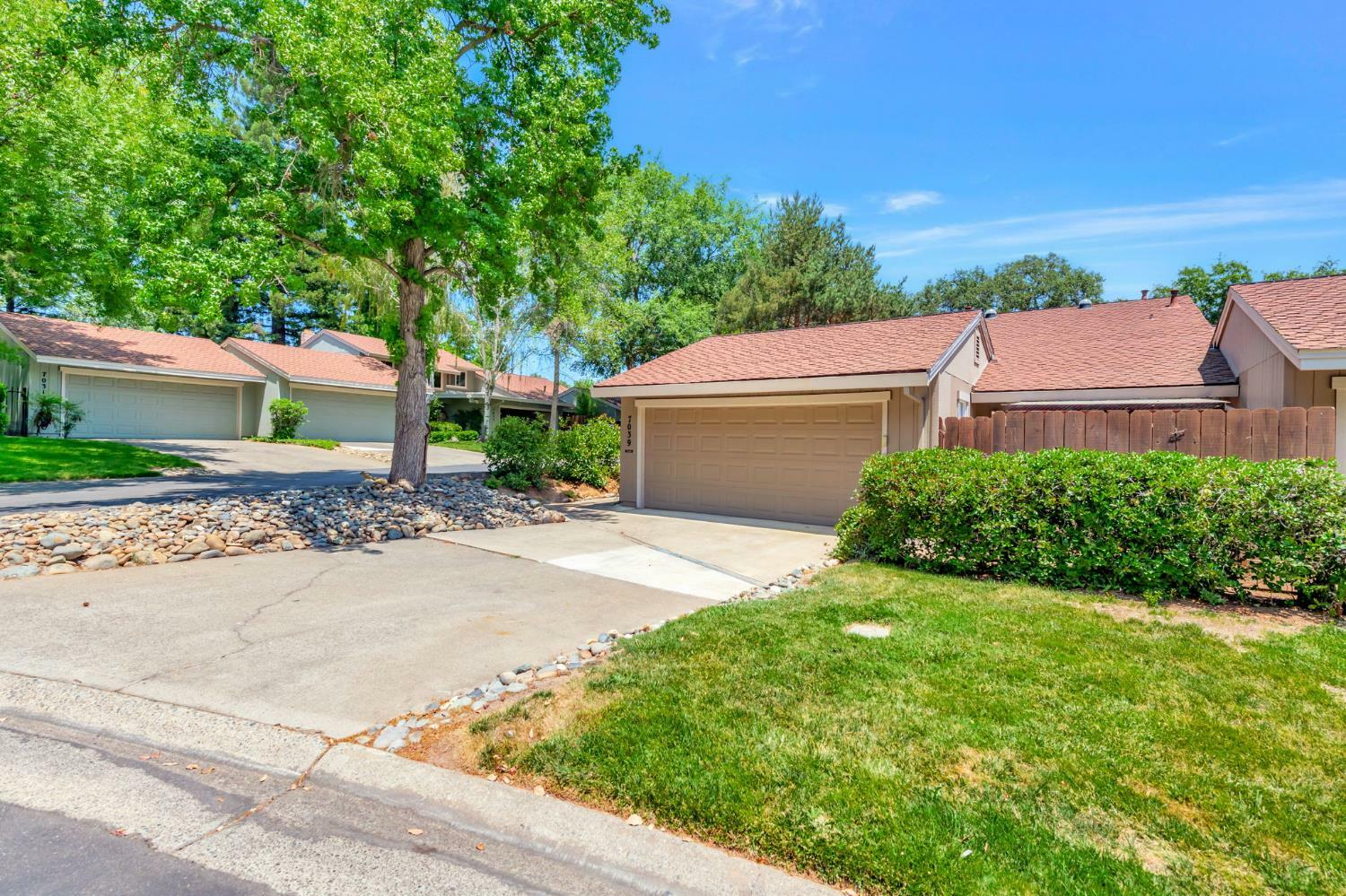 Property Photo: 7039 La Costa Lane CA 95621