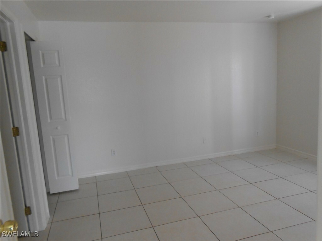 Property Photo: 4946 Golfview Boulevard FL 33973