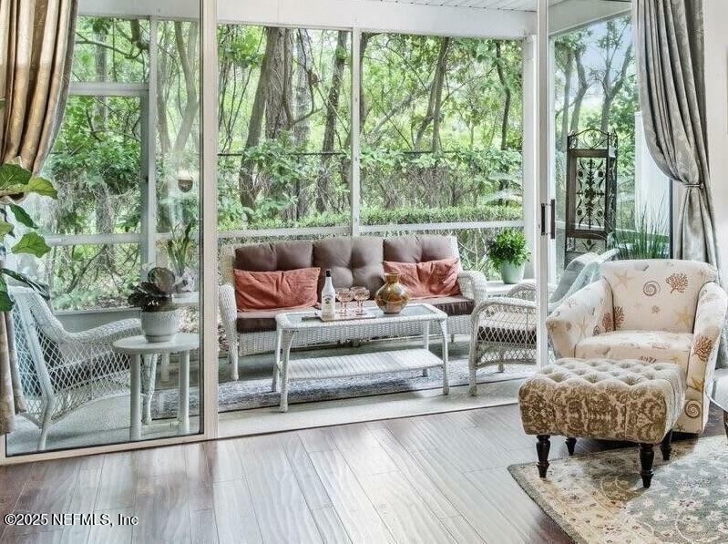 Property Photo: 13301 Stone Pond Drive FL 32224