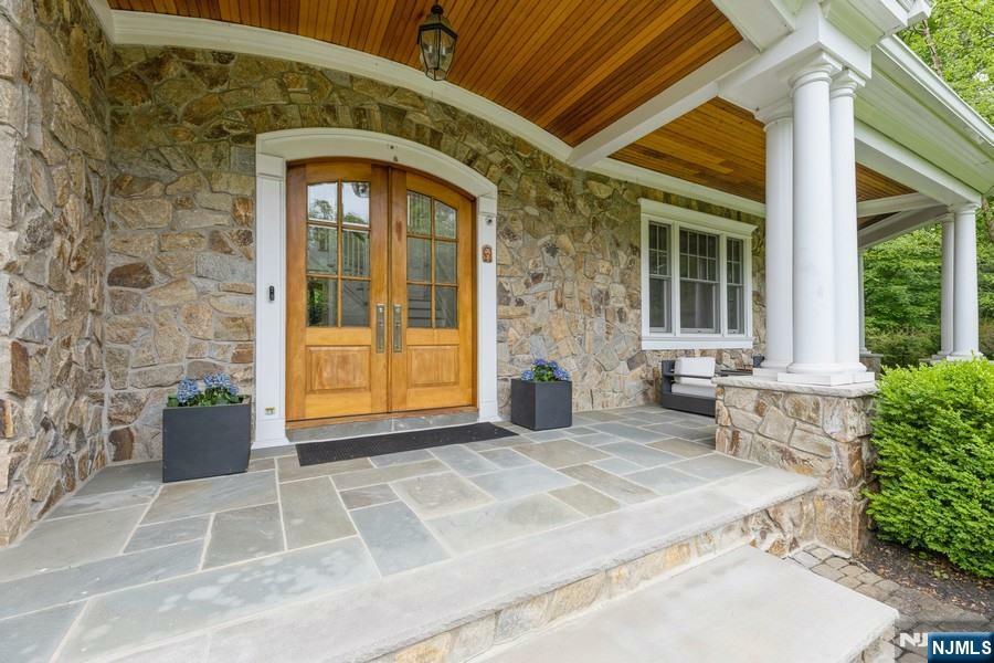 Property Photo: 3 Bridle Way NJ 07458