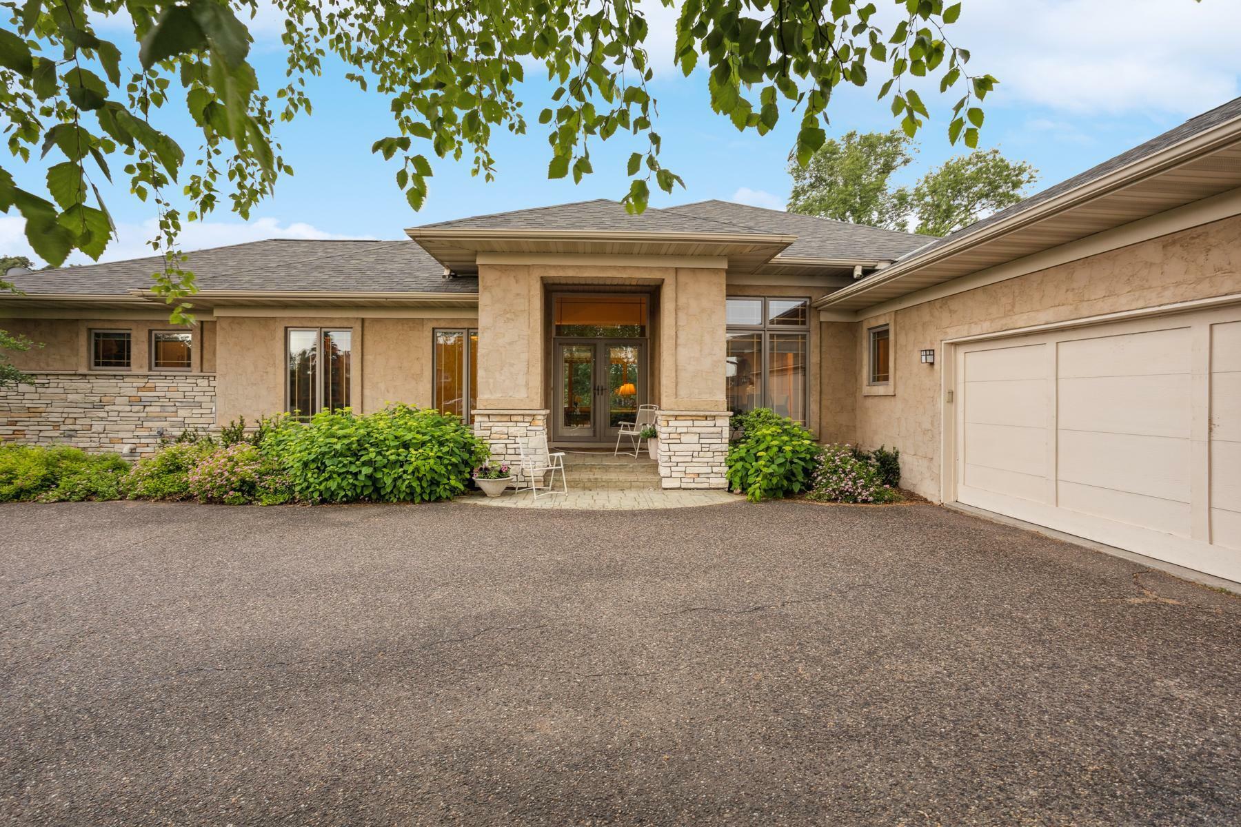 Property Photo: 3862 Kindred Way MN 55042