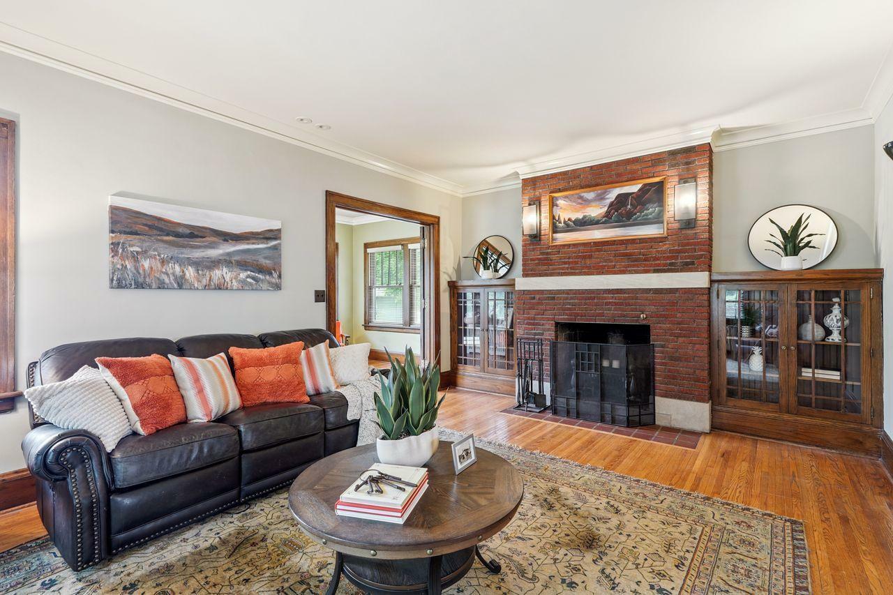 Property Photo: 982 Goodrich Avenue MN 55105