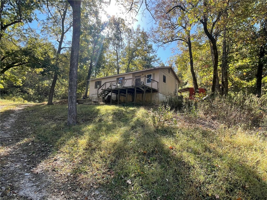 Property Photo: 1945, 1865, 1941 Cr-560 AR 72616