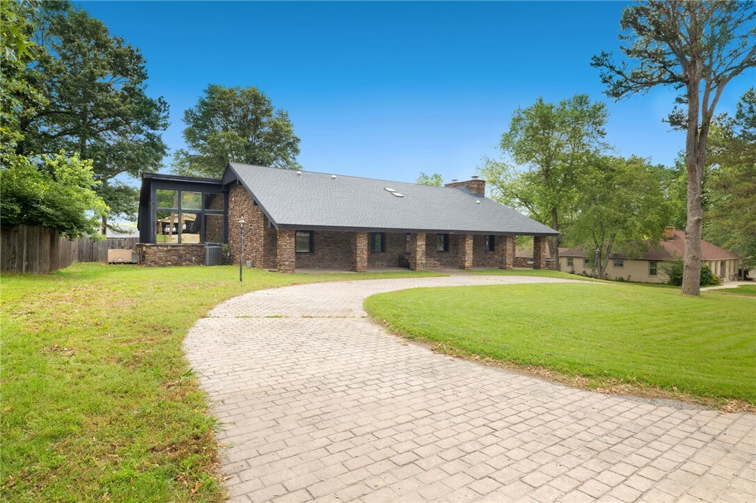 213 Suttle Drive  Springdale AR 72764 photo