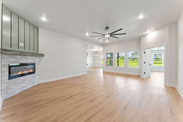 Property Photo:  1215 John Renfroe Road  AR 72751 