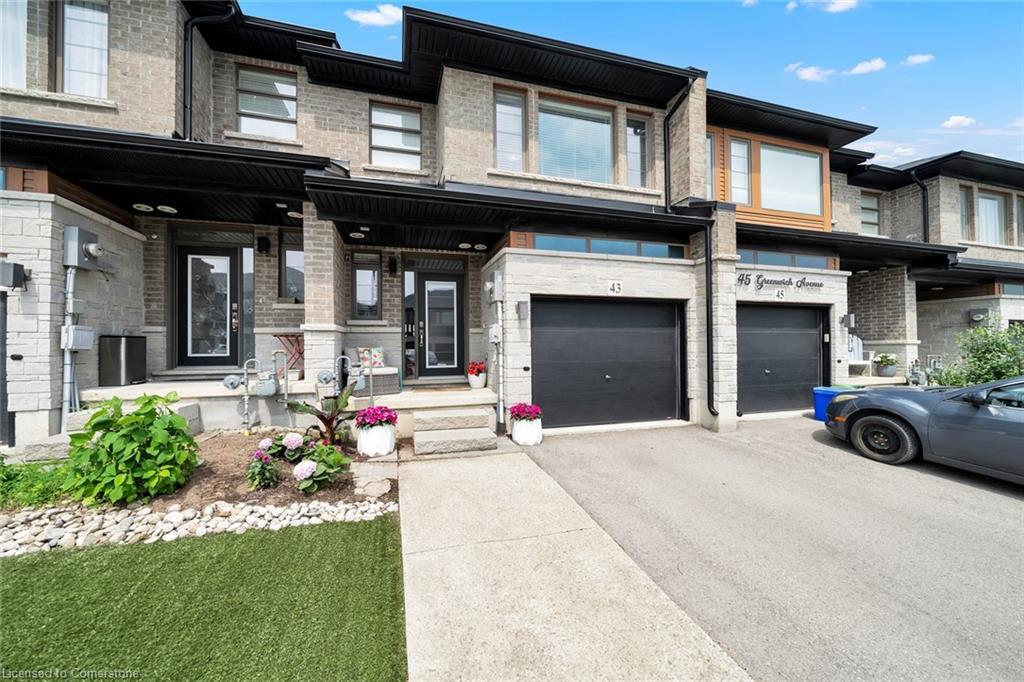 Photo de la propriété: 43 Greenwich Avenue ON L8J 0I5